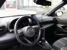 Toyota Yaris Cross (2024) thumbnail 2