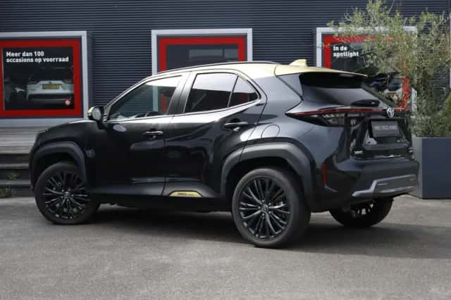 Toyota Yaris Cross (2024) thumbnail 4