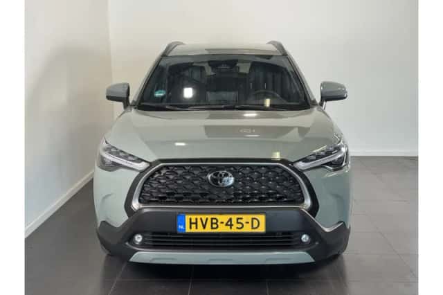 Toyota Corolla (2025) thumbnail 3