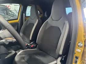 Toyota Aygo X (2025) thumbnail 6