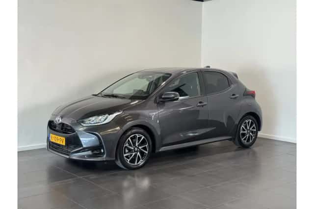 Toyota Yaris (2021) thumbnail 1