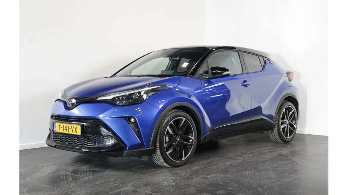 Toyota C-HR (2023) — foto 1