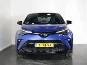 Toyota C-HR (2023) thumbnail 4