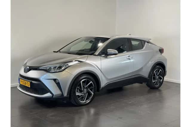 Toyota C-HR (2022) thumbnail 1