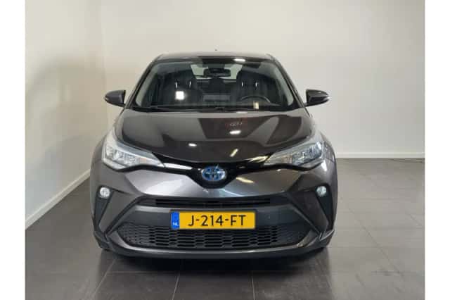 Toyota C-HR (2020) thumbnail 3