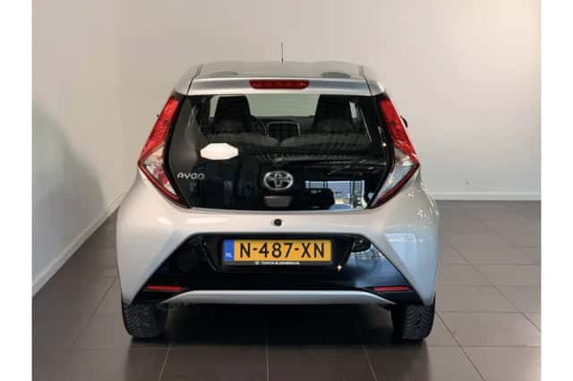 Toyota Aygo (2022) thumbnail 5