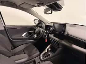 Toyota Yaris (2023) thumbnail 6