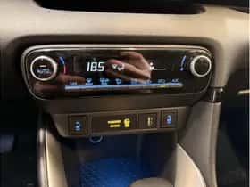 Toyota Yaris (2023) thumbnail 9