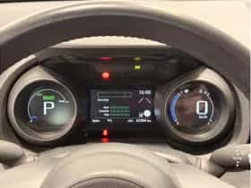 Toyota Yaris (2023) thumbnail 10