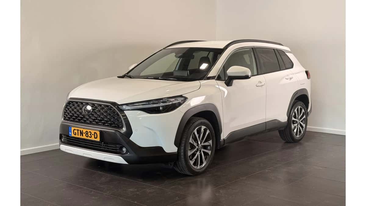 Toyota Corolla (2024) — foto 1