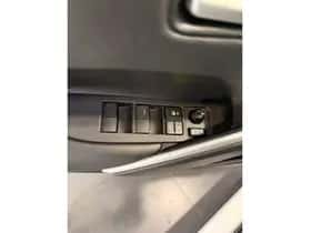 Toyota Corolla (2024) thumbnail 11