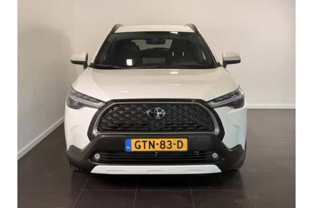 Toyota Corolla (2024) thumbnail 4