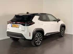 Toyota Yaris Cross (2022) thumbnail 3