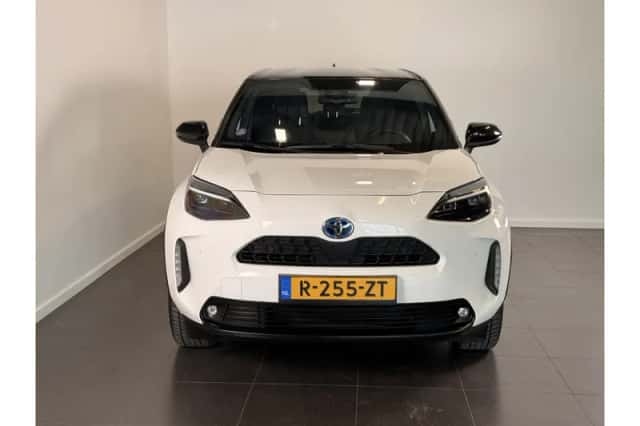 Toyota Yaris Cross (2022) thumbnail 4