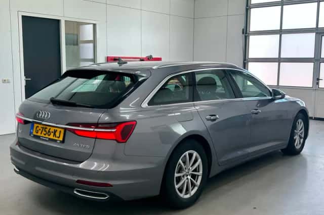 Audi A6 (2019) thumbnail 3