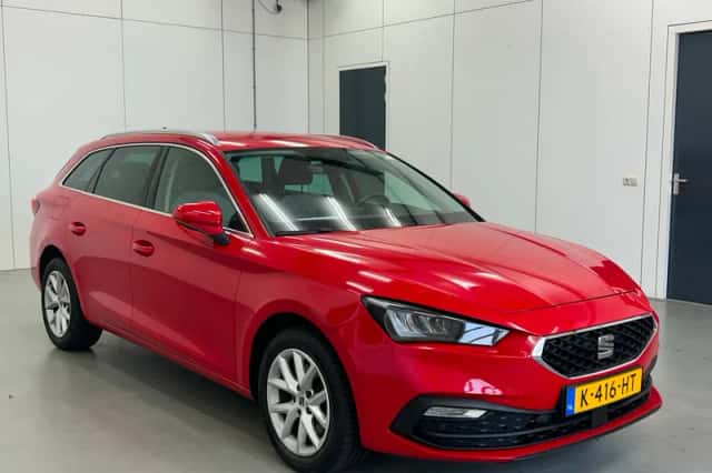SEAT Leon Sportstourer (2020) thumbnail 2
