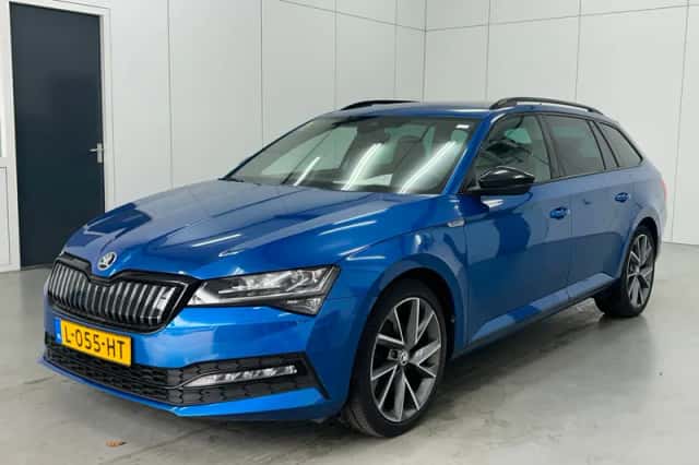 Škoda Superb (2021) thumbnail 1