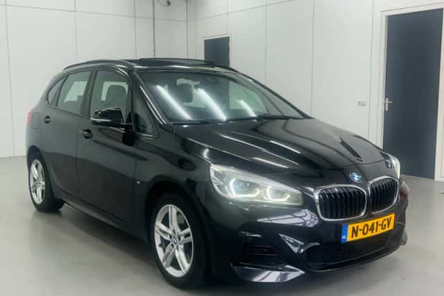 BMW 2-Serie Active Tourer (2018) thumbnail 2