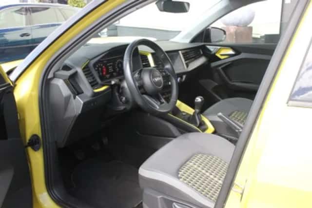 Audi A1 (2019) thumbnail 3