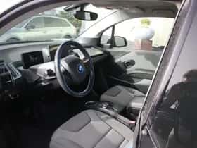 BMW i3 (2018) thumbnail 9