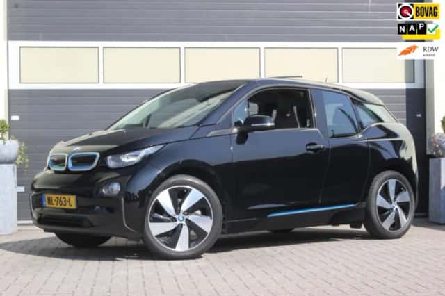 BMW i3 (2017) thumbnail 2