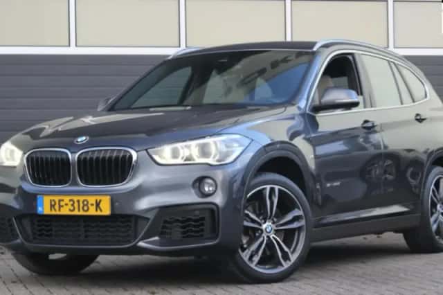 BMW X1 (2017) thumbnail 1