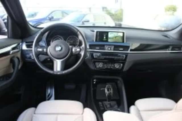 BMW X1 (2017) thumbnail 4