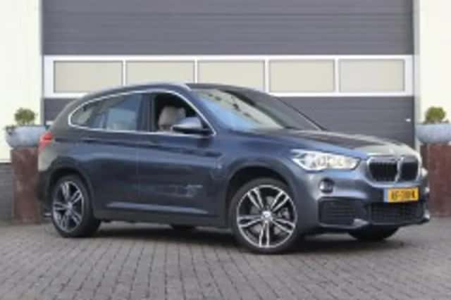 BMW X1 (2017) thumbnail 6
