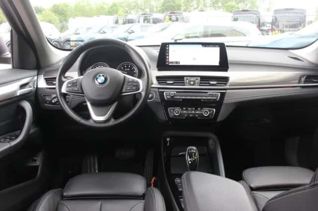 BMW X1 (2020) thumbnail 4