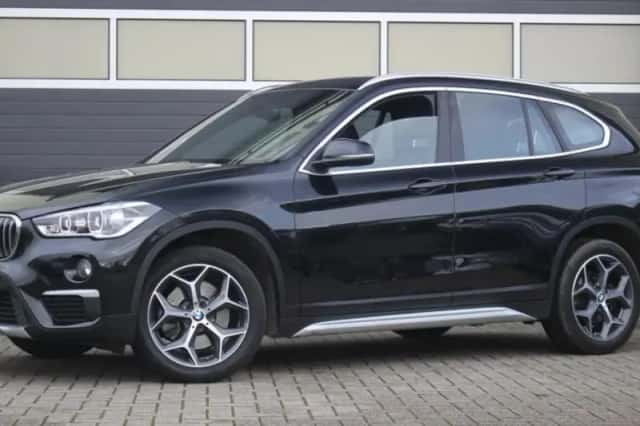 BMW X1 (2016) thumbnail 1
