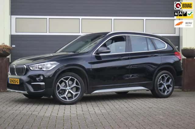 BMW X1 (2016) thumbnail 2