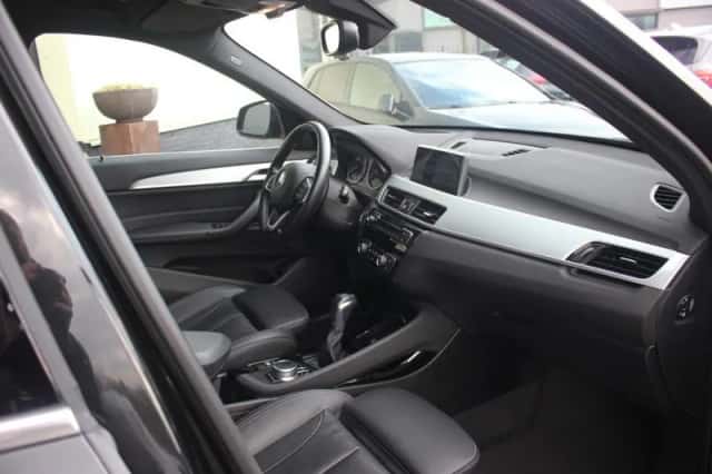 BMW X1 (2016) thumbnail 5