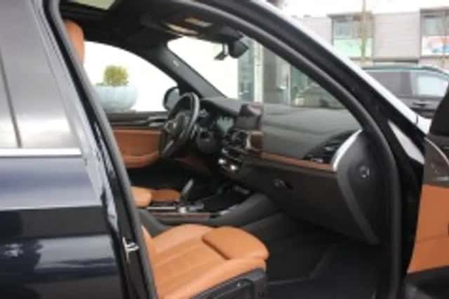 BMW X3 (2019) thumbnail 5
