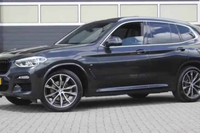 BMW X3 (2018) thumbnail 1