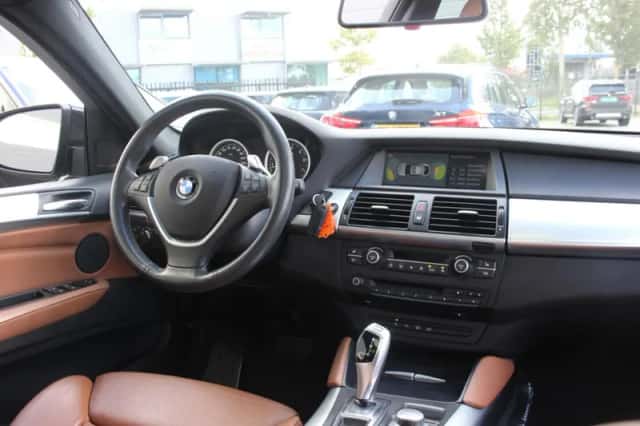 BMW X6 (2009) thumbnail 4