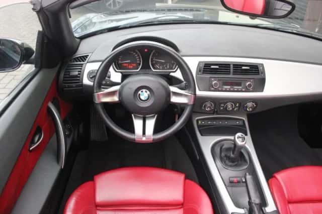 BMW Z4 (2007) thumbnail 4