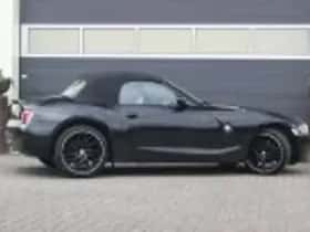 BMW Z4 (2007) thumbnail 38