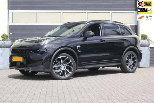 Lynk & Co 01 (2023) thumbnail 2