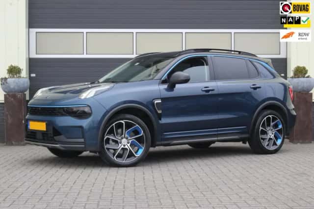 Lynk & Co 01 (2023) thumbnail 2