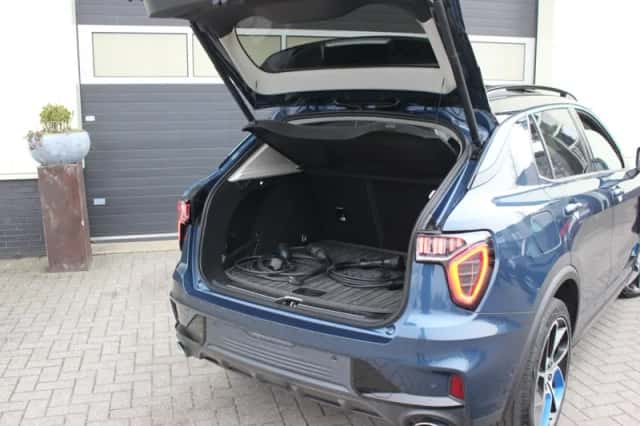 Lynk & Co 01 (2023) thumbnail 6