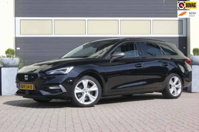 SEAT Leon (2021) thumbnail 2