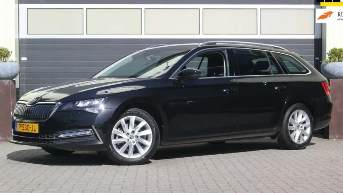 Škoda Superb (2022) — foto 1
