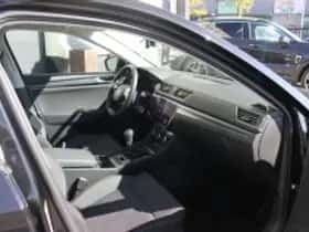 Škoda Superb (2022) thumbnail 5