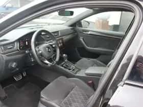 Škoda Superb (2021) thumbnail 3