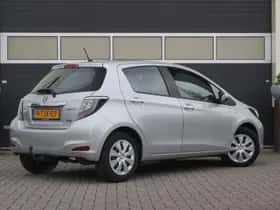 Toyota Yaris (2014) thumbnail 26