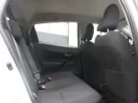 Toyota Yaris (2014) thumbnail 36