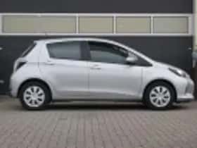 Toyota Yaris (2014) thumbnail 38