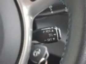 Toyota Yaris (2014) thumbnail 42