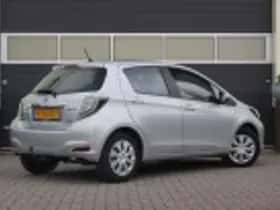 Toyota Yaris (2014) thumbnail 45