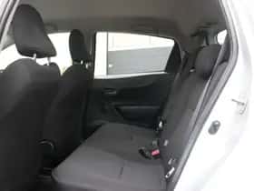 Toyota Yaris (2014) thumbnail 50